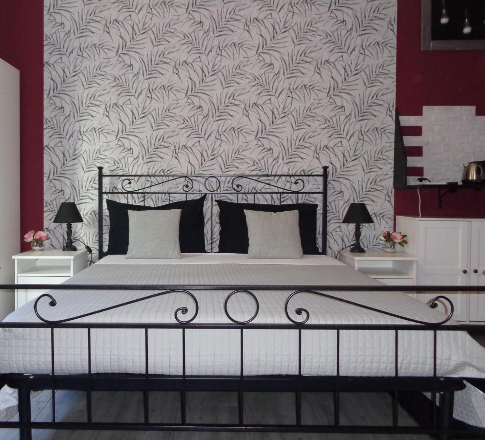Chloe'S Rooms Cagliari Extérieur photo